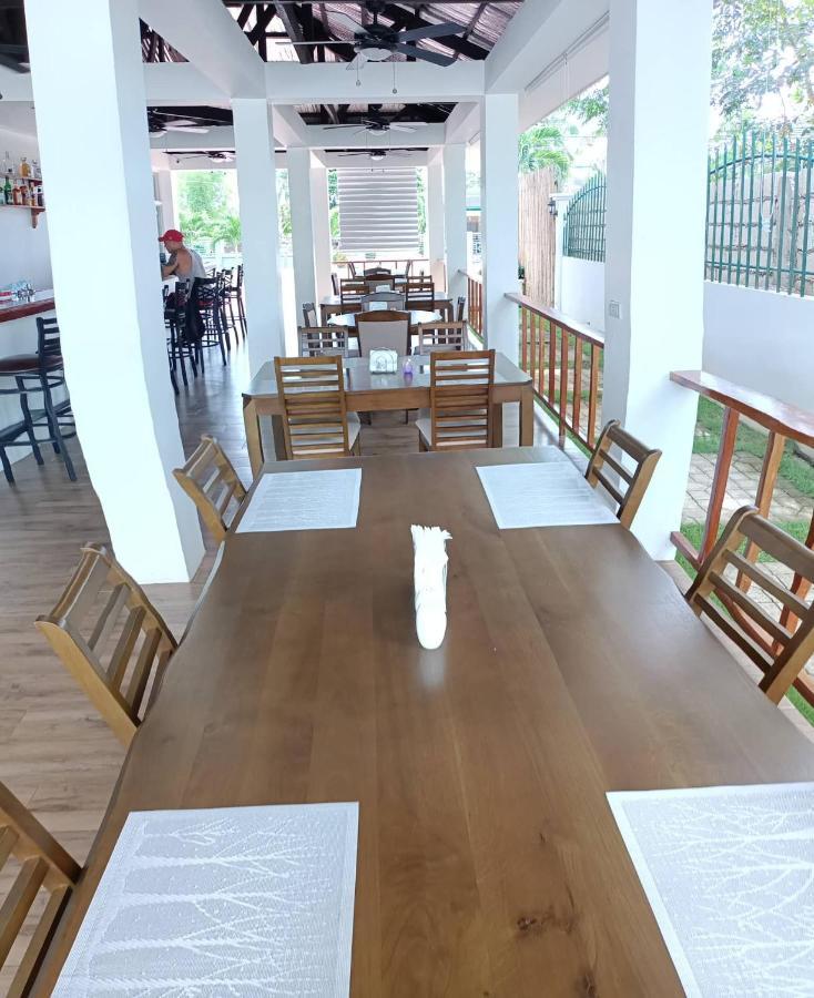 Tequila Cove Bed and Breakfast Panglao Exterior foto